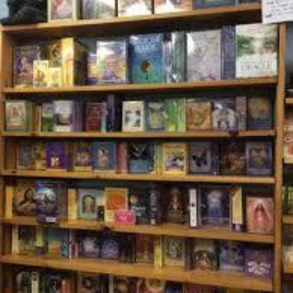 Meet your Posher, Addison's Top Choice New & Used - Picture 15 of 16